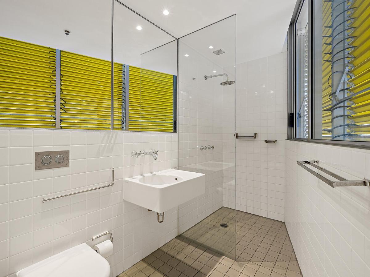 Air On Broadbeach Gold Coast Exterior photo